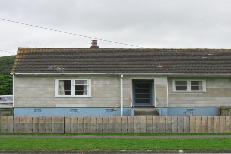 Photo of property in 63/61 Molesworth Street, Taita, Lower Hutt, 5011