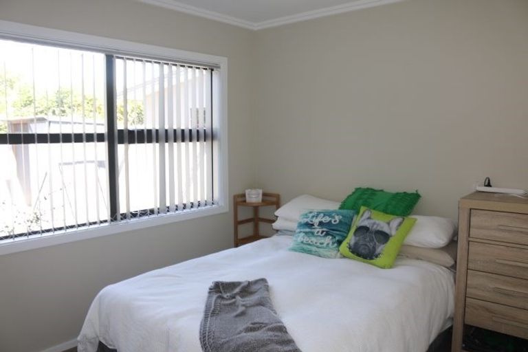 Photo of property in 65a Rosalie Terrace, Kelvin Grove, Palmerston North, 4414