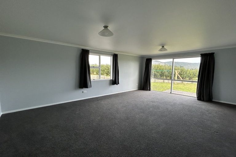 Photo of property in 4 Waihinahina Way, Mahia, 4198