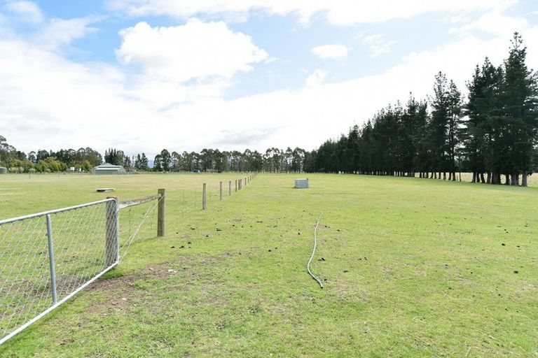 Photo of property in 194 Fishers Road, Loburn, Rangiora, 7473