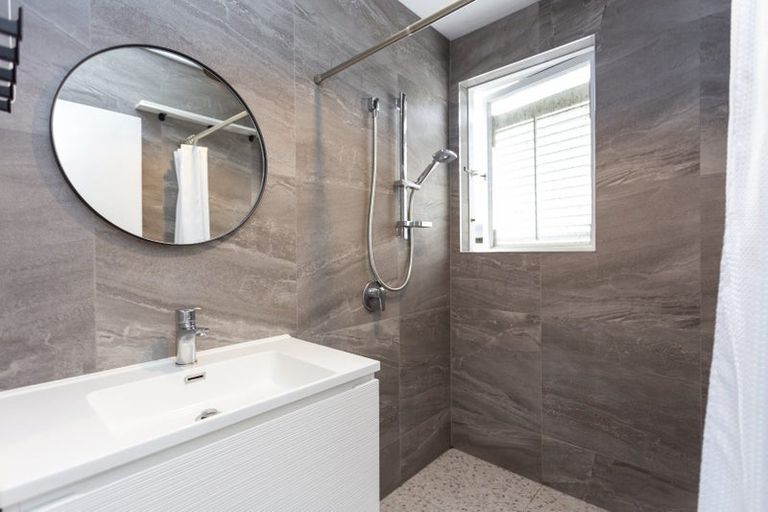 Photo of property in 80 Hoani Street, Northcote, Christchurch, 8052