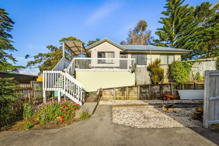 Photo of property in 7 Garton Drive, Massey, Auckland, 0614