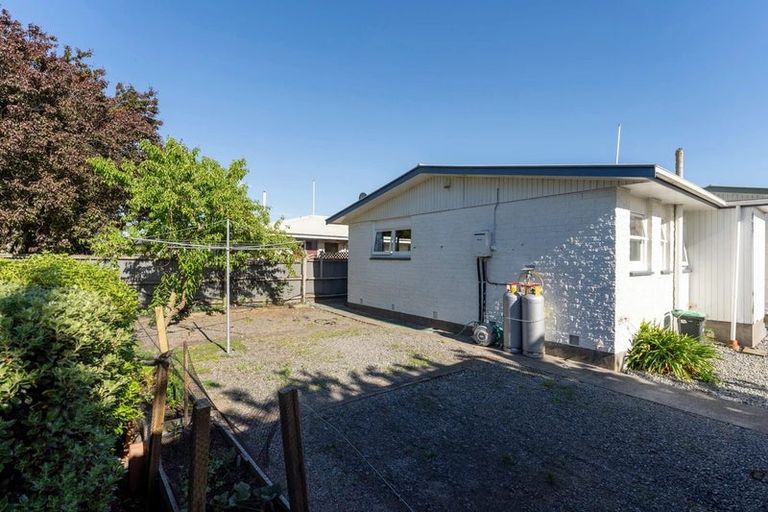 Photo of property in 2/2 Greenpark Street, Hoon Hay, Christchurch, 8025