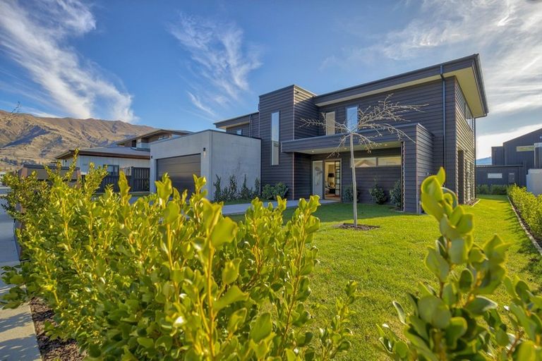 Photo of property in 6 Primary Lane, Wanaka, 9305