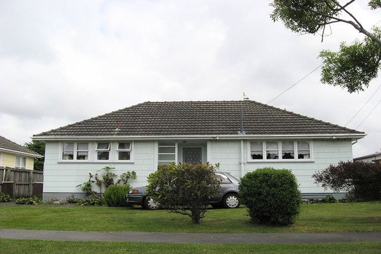 Photo of property in 53 Earnslaw Crescent, Bryndwr, Christchurch, 8053