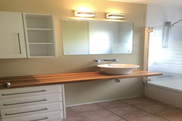 Photo of property in 3/24 Harley Road, Hauraki, Auckland, 0622