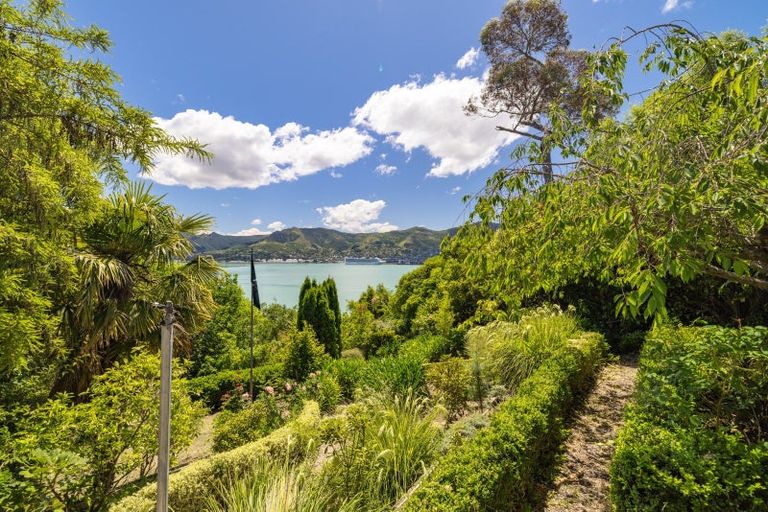Photo of property in 23 Te Ara Crescent, Diamond Harbour, Lyttelton, 8971