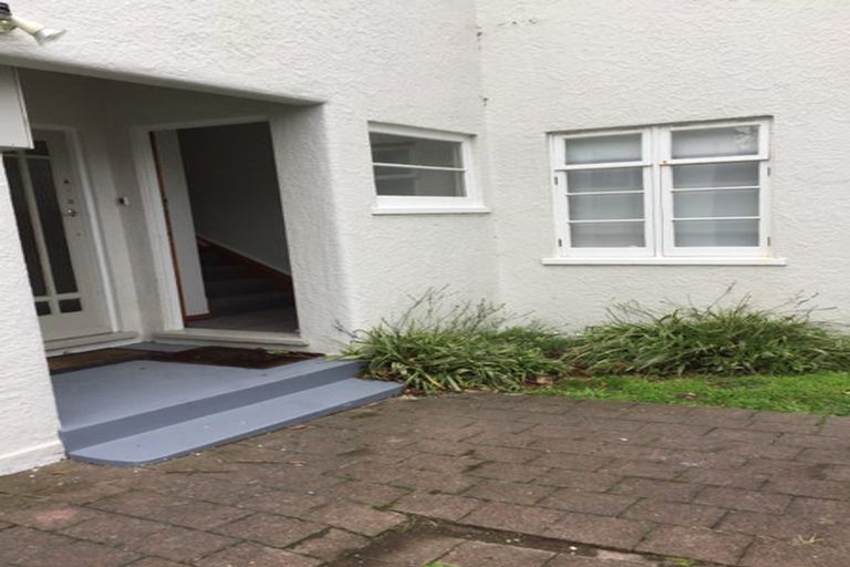 Photo of property in 120 Hamilton Road, Hataitai, Wellington, 6021