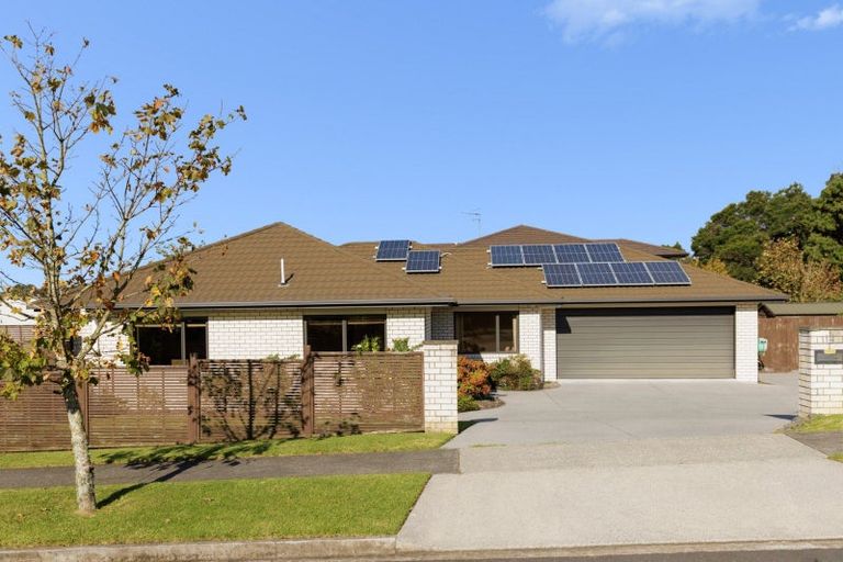 Photo of property in 14 Merlot Drive, Pyes Pa, Tauranga, 3112