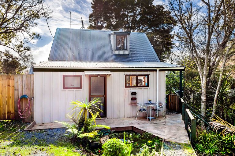 Photo of property in 5 Woodlands Avenue, Snells Beach, 0920