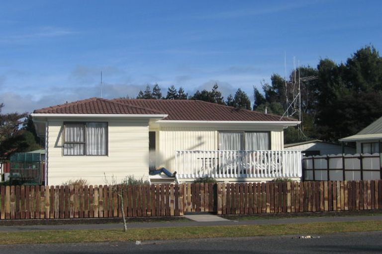 Photo of property in 21 Coventry Road, Melville, Hamilton, 3206