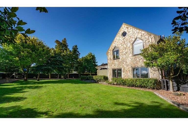 Photo of property in 58 Buckleys Road, Rangiora, 7400