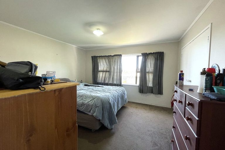 Photo of property in 13 Benygloe Place, Highland Park, Auckland, 2010