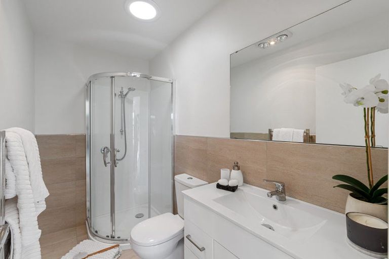 Photo of property in 14 Windfola Parkway, Takanini, 2112