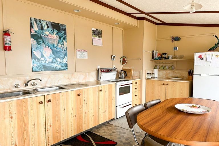 Photo of property in 218 Rangihaeata Road, Rangihaeata, Takaka, 7182