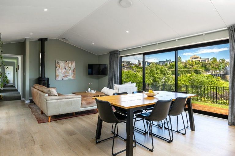 Photo of property in 19 Golf View Close, Fairhall, 7272