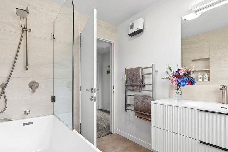 Photo of property in 94 Newcastle Road, Hawea Flat, Wanaka, 9382