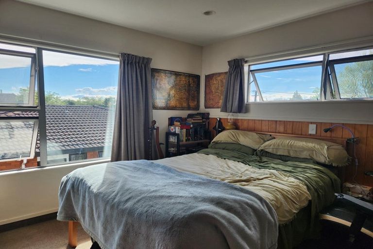 Photo of property in 27c Newnham Terrace, Upper Riccarton, Christchurch, 8041