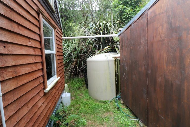 Photo of property in 11 Nikau Street, Duncan Bay, Tennyson Inlet, 7195