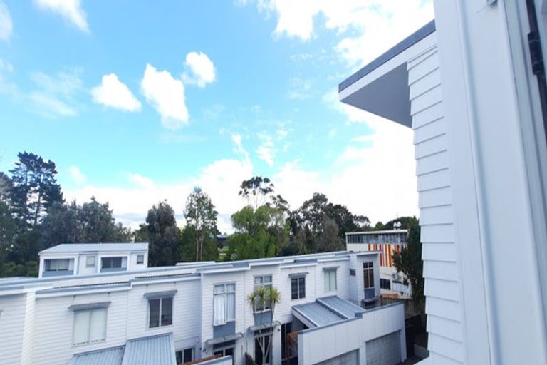 Photo of property in 16/3 Wagener Place, Mount Albert, Auckland, 1025