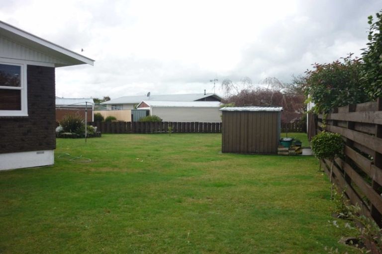 Photo of property in 10 Bremridge Place, Melville, Hamilton, 3206