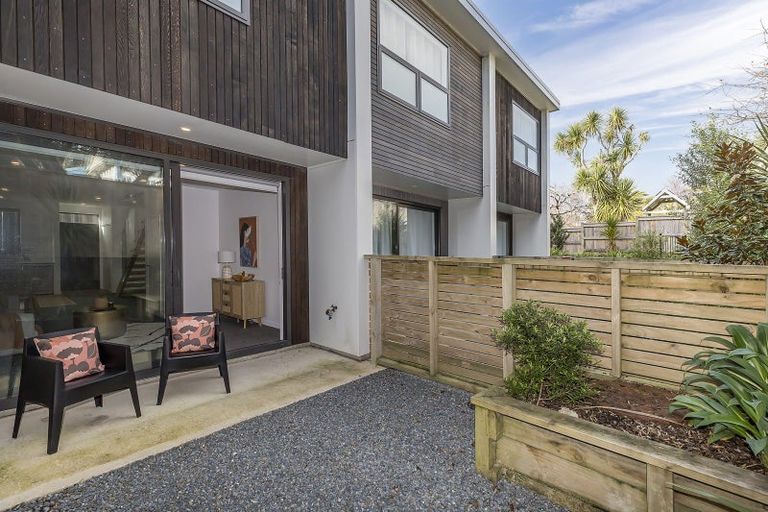 Photo of property in 36 Palm Grove, Berhampore, Wellington, 6023