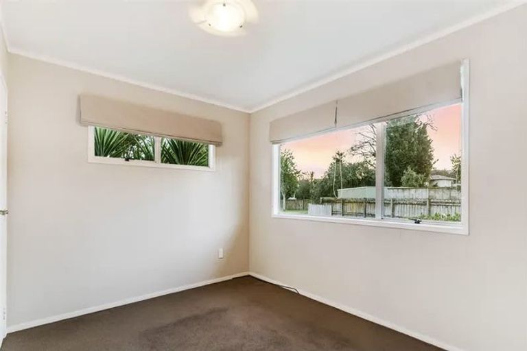 Photo of property in 44 Tabitha Crescent, Henderson, Auckland, 0612