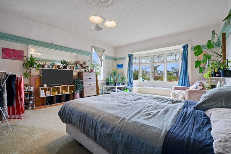 Photo of property in 181 Bowhill Road, New Brighton, Christchurch, 8083