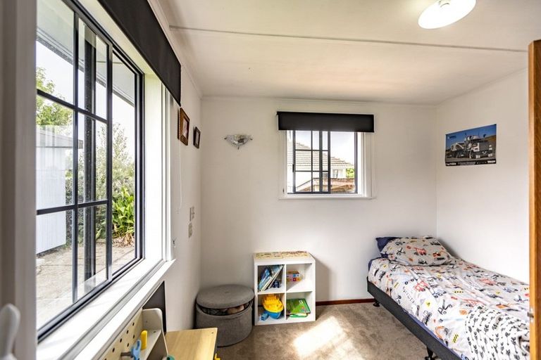 Photo of property in 12 Savage Crescent, Waipukurau, 4200