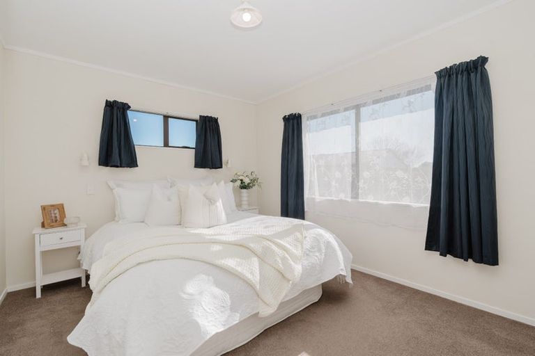 Photo of property in 6 Bartholomew Drive, Nawton, Hamilton, 3200