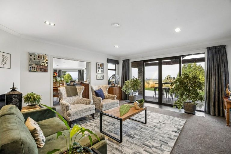 Photo of property in 42 Woodside Road, Woodside, Outram, 9073