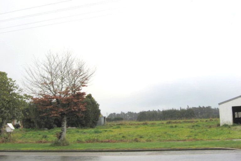 Photo of property in 134 Seaward Road, Edendale, 9825