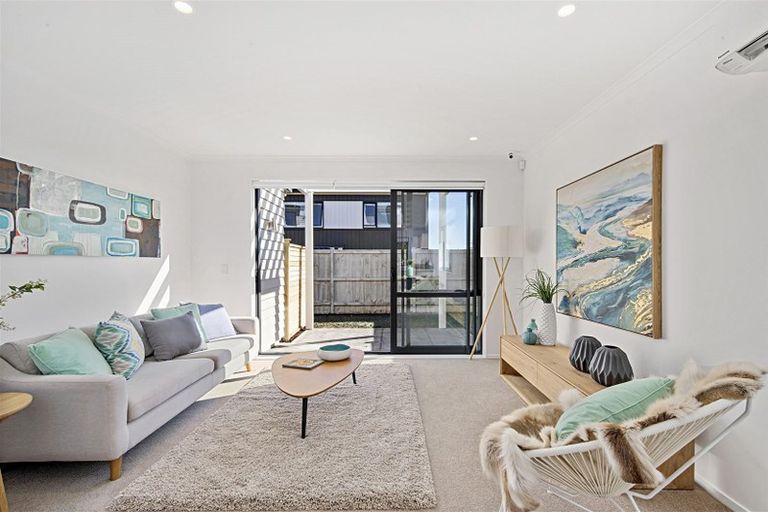 Photo of property in 22 Haddington Drive, Flat Bush, Auckland, 2019