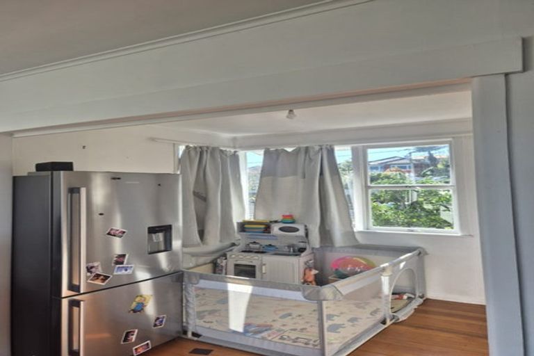 Photo of property in 24 Palmerston Road, Birkenhead, Auckland, 0626