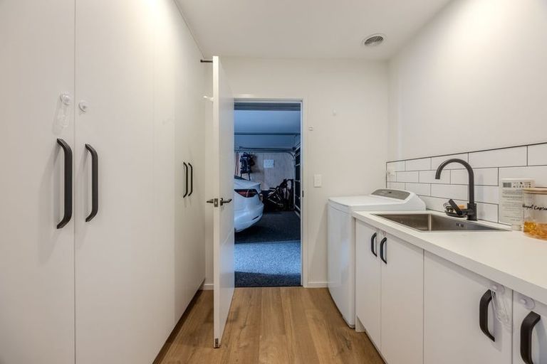 Photo of property in 7 Hebbard Court, Albert Town, Wanaka, 9305