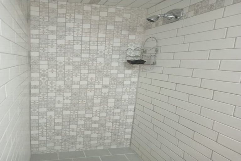 Photo of property in 91 Harbour View Road, Harbour View, Lower Hutt, 5010