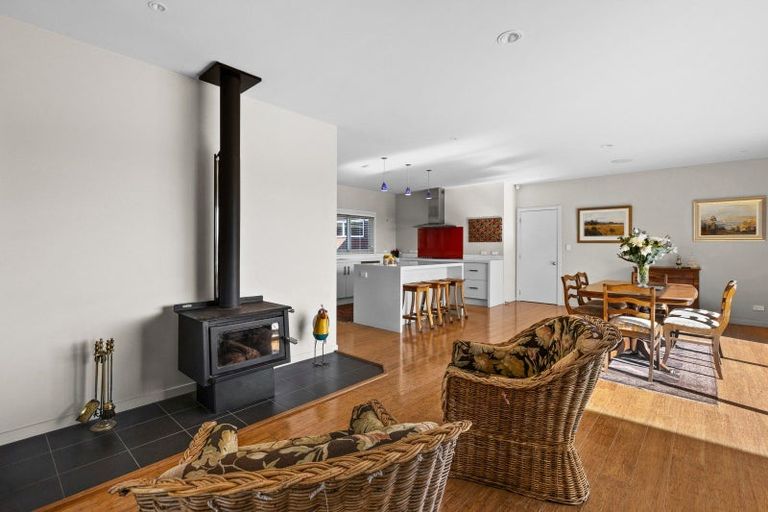 Photo of property in 14 Spur Road, Havelock North, 4130