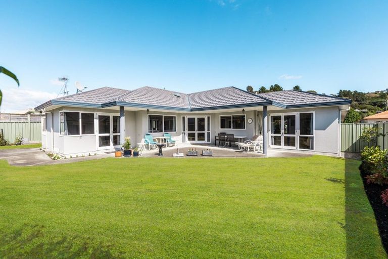 Photo of property in 3 Dules Walk, Taradale, Napier, 4112