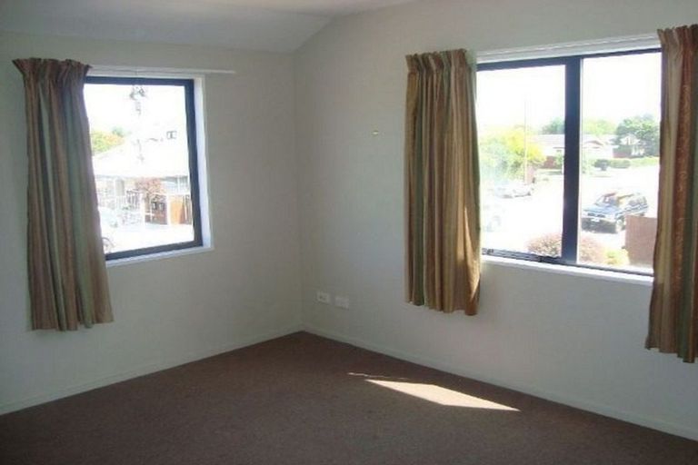 Photo of property in 68b Matipo Street, Riccarton, Christchurch, 8041