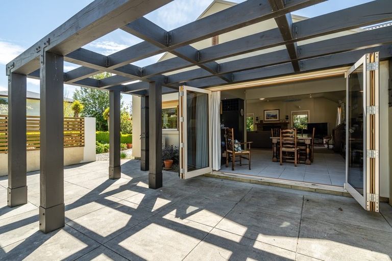 Photo of property in 19 Blacksmiths Lane, Wanaka, 9305