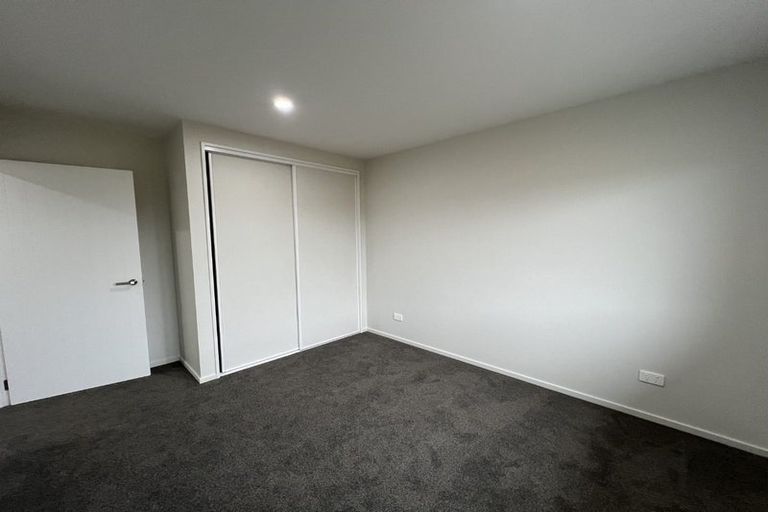 Photo of property in 35 Cousins Street, Woodend, 7691