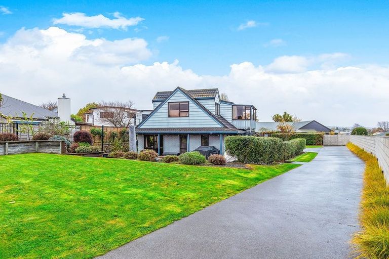 Photo of property in 83 Harvey Street, Waipahihi, Taupo, 3330