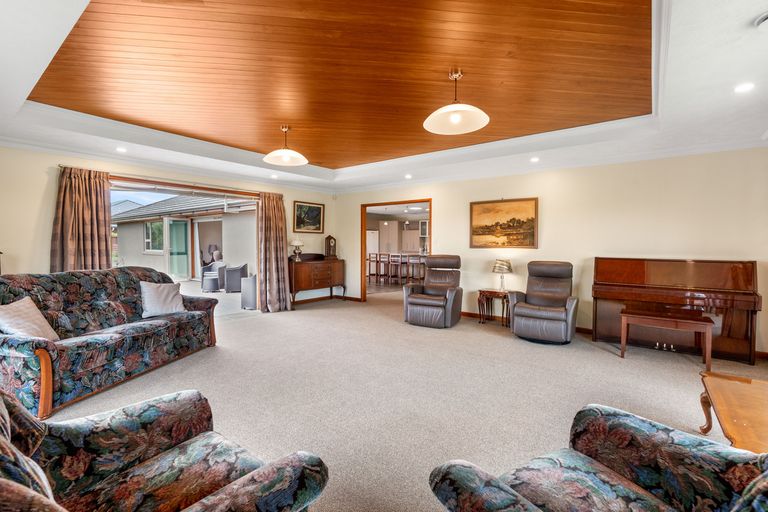 Photo of property in 15 Fenty Place, Mosgiel, 9024