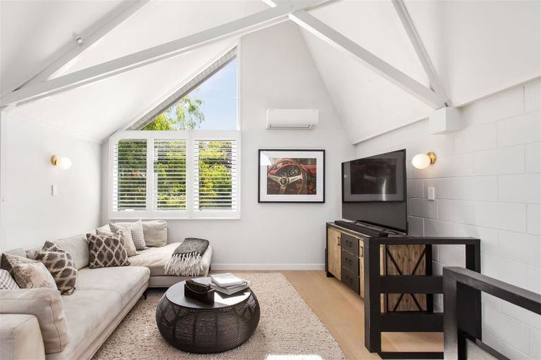 Photo of property in 1 Rugby Street, Merivale, Christchurch, 8014