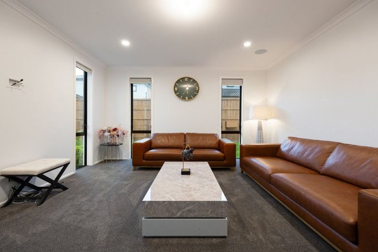 Photo of property in 15 Miharo Crescent, Flagstaff, Hamilton, 3210