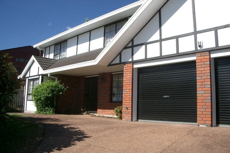 Photo of property in 75 Kennedy Avenue, Forrest Hill, Auckland, 0620