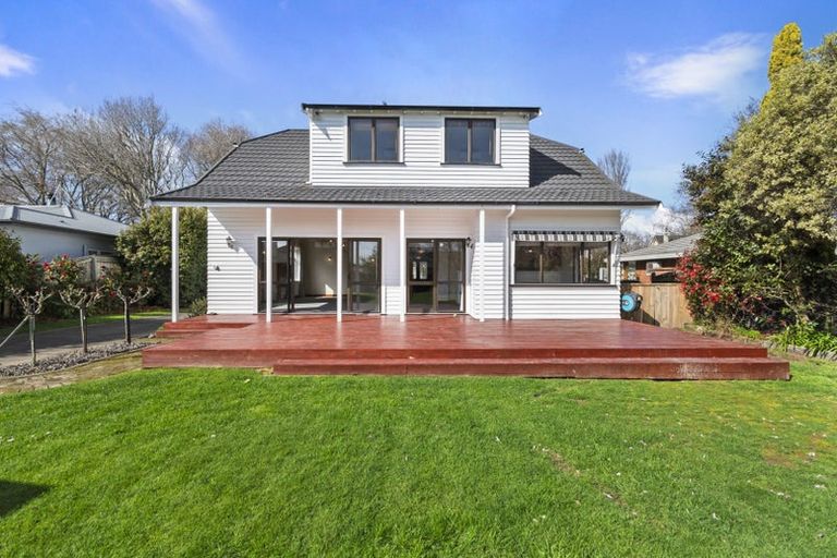 Photo of property in 41 Manapouri Crescent, Hokowhitu, Palmerston North, 4410