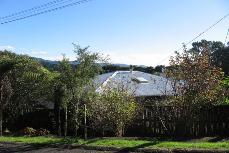 Photo of property in 53 Phillip Avenue, Glen Eden, Auckland, 0602