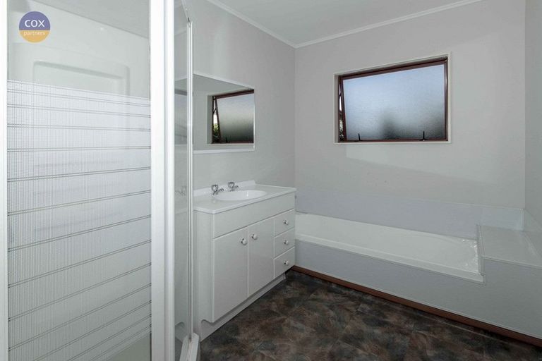 Photo of property in 93b Tait Drive, Greenmeadows, Napier, 4112