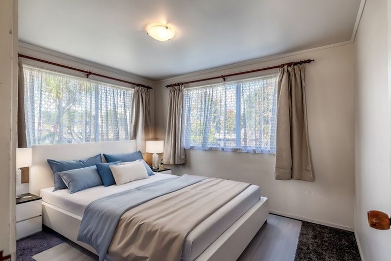 Photo of property in 34 Armada Drive, Ranui, Auckland, 0612